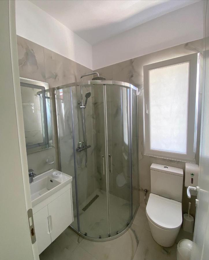 Helena Hotel Shëngjin Dış mekan fotoğraf